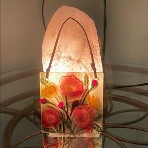 NWT Embossed Glass Sun-catcher